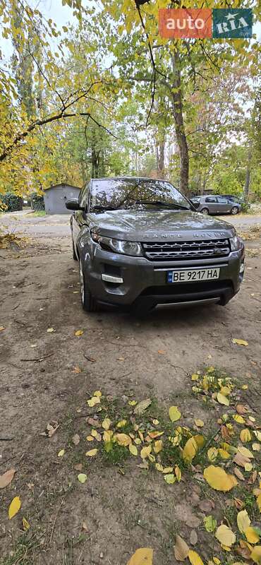 Позашляховик / Кросовер Land Rover Range Rover Evoque 2014 в  фото Позашляховик / Кросовер Land Rover Range Rover Evoque 2014 в