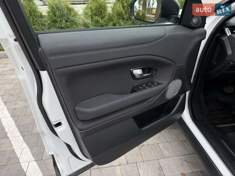 Внедорожник / Кроссовер Land Rover Range Rover Evoque 2017 в Виннице фото 39 Внедорожник / Кроссовер Land Rover Range Rover Evoque 2017 в Виннице