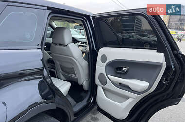 Позашляховик / Кросовер Land Rover Range Rover Evoque 2013 в  фото 28 Позашляховик / Кросовер Land Rover Range Rover Evoque 2013 в