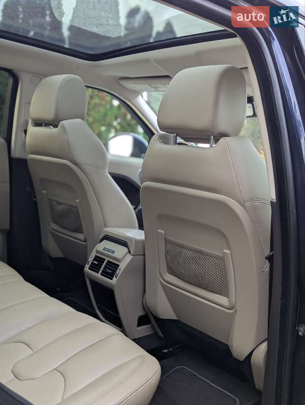Позашляховик / Кросовер Land Rover Range Rover Evoque 2015 в Дубні фото 50 Позашляховик / Кросовер Land Rover Range Rover Evoque 2015 в Дубні