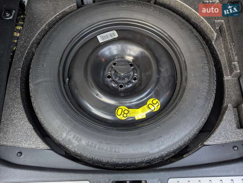 Позашляховик / Кросовер Land Rover Range Rover Evoque 2015 в Дубні фото 44 Позашляховик / Кросовер Land Rover Range Rover Evoque 2015 в Дубні