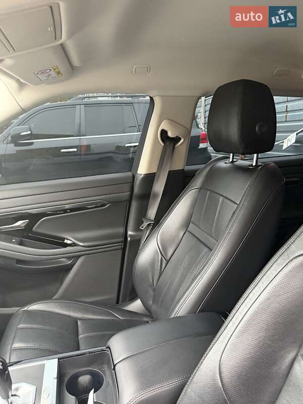 Внедорожник / Кроссовер Land Rover Range Rover Evoque 2020 в Киеве