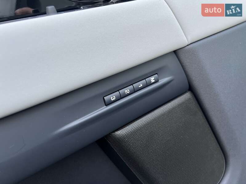 Внедорожник / Кроссовер Land Rover Range Rover Evoque 2025 в Днепре фото 12 Внедорожник / Кроссовер Land Rover Range Rover Evoque 2025 в Днепре