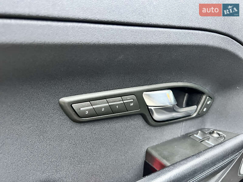 Внедорожник / Кроссовер Land Rover Range Rover Evoque 2013 в Киеве