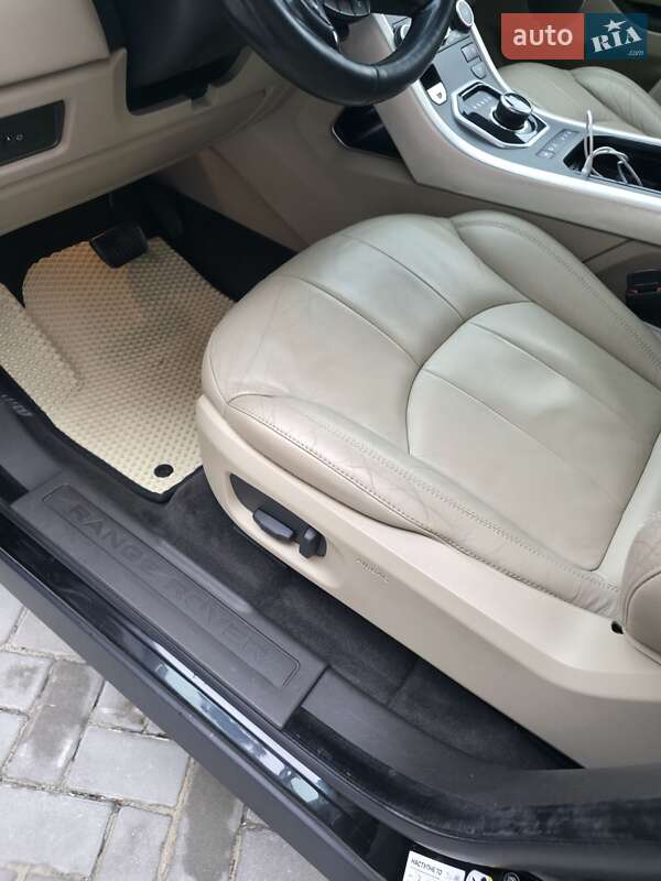 Позашляховик / Кросовер Land Rover Range Rover Evoque 2017 в Івано-Франківську