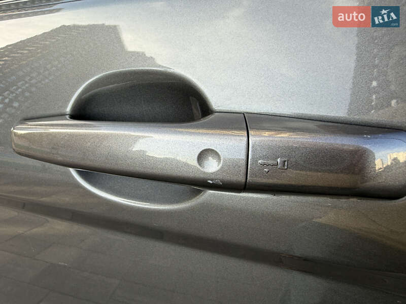 Внедорожник / Кроссовер Land Rover Range Rover Evoque 2015 в Киеве фото 7 Внедорожник / Кроссовер Land Rover Range Rover Evoque 2015 в Киеве