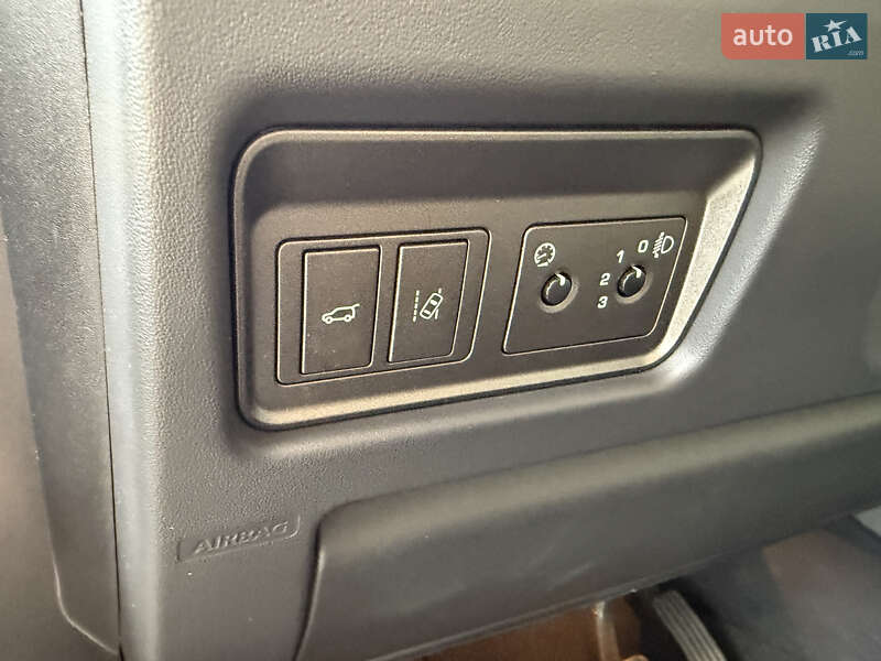 Внедорожник / Кроссовер Land Rover Range Rover Evoque 2015 в Киеве фото 26 Внедорожник / Кроссовер Land Rover Range Rover Evoque 2015 в Киеве