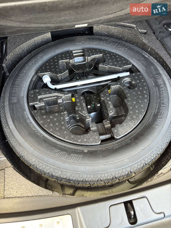 Позашляховик / Кросовер Land Rover Range Rover Evoque 2024 в Одесі