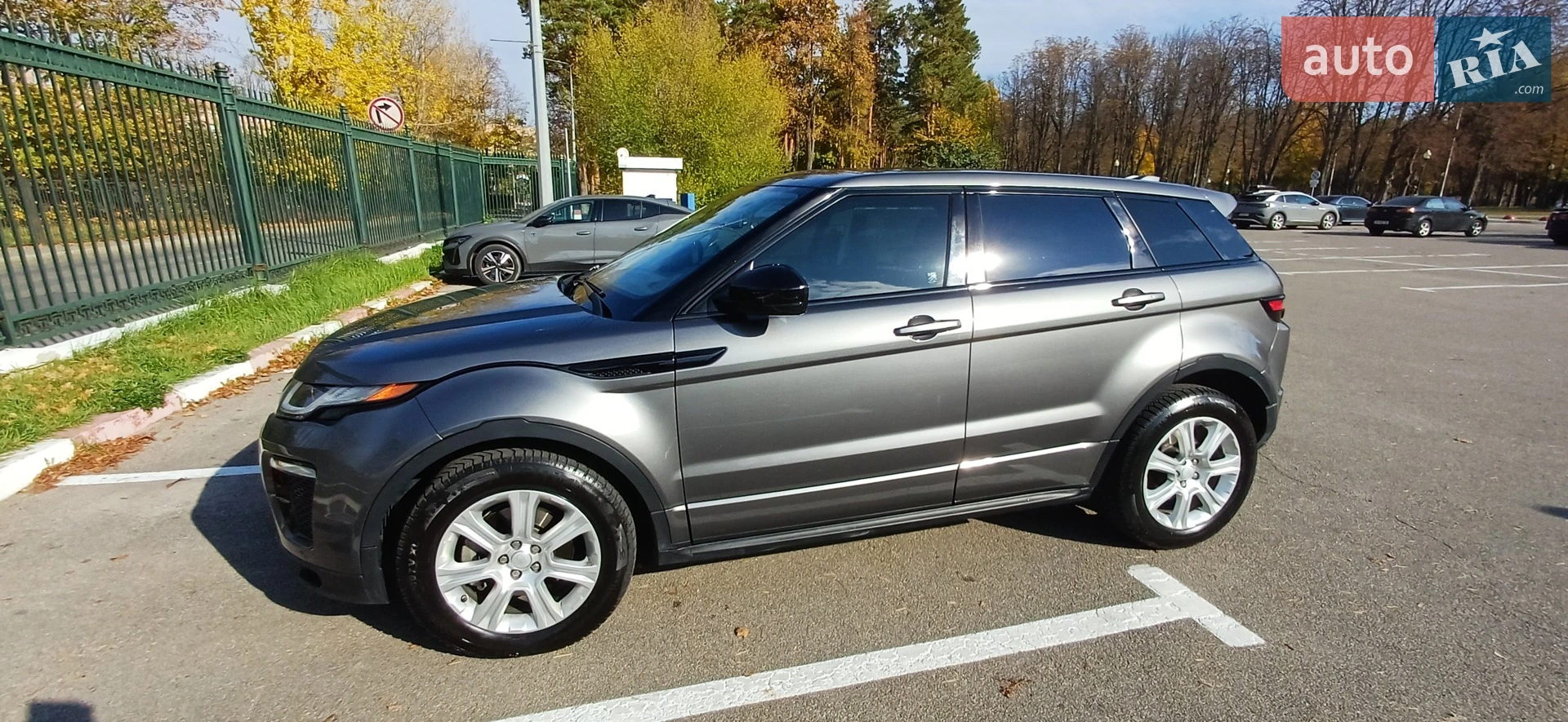 2017 Land Rover Range Rover Evoque - мініатюра 11