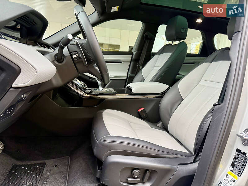 Внедорожник / Кроссовер Land Rover Range Rover Evoque 2022 в Днепре