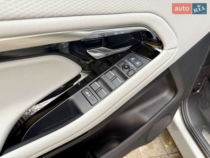 Внедорожник / Кроссовер Land Rover Range Rover Evoque 2022 в Днепре