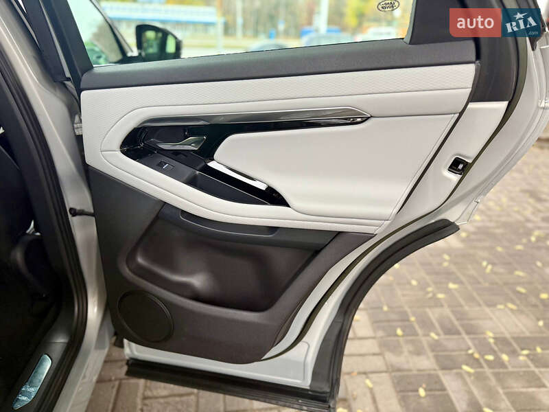 Внедорожник / Кроссовер Land Rover Range Rover Evoque 2022 в Днепре