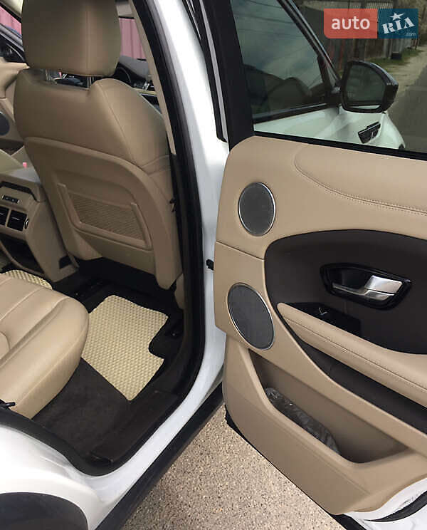 Внедорожник / Кроссовер Land Rover Range Rover Evoque 2017 в Киеве