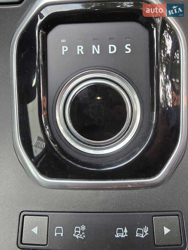 Внедорожник / Кроссовер Land Rover Range Rover Evoque 2016 в Черновцах