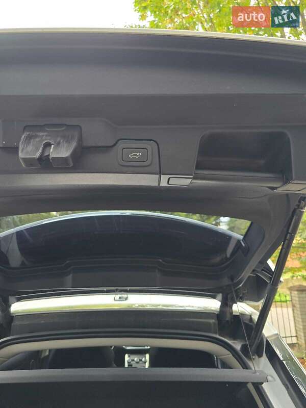 Внедорожник / Кроссовер Land Rover Range Rover Evoque 2016 в Черновцах