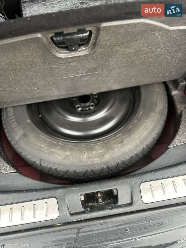 Позашляховик / Кросовер Land Rover Range Rover Evoque 2016 в Рівному фото 17 Позашляховик / Кросовер Land Rover Range Rover Evoque 2016 в Рівному