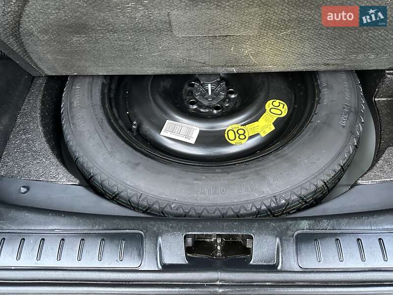 Внедорожник / Кроссовер Land Rover Range Rover Evoque 2016 в Киеве