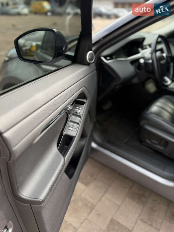 Позашляховик / Кросовер Land Rover Range Rover Evoque 2019 в Житомирі фото 12 Позашляховик / Кросовер Land Rover Range Rover Evoque 2019 в Житомирі