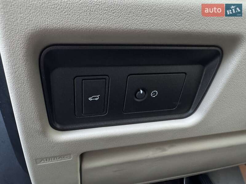 Внедорожник / Кроссовер Land Rover Range Rover Evoque 2018 в Одессе