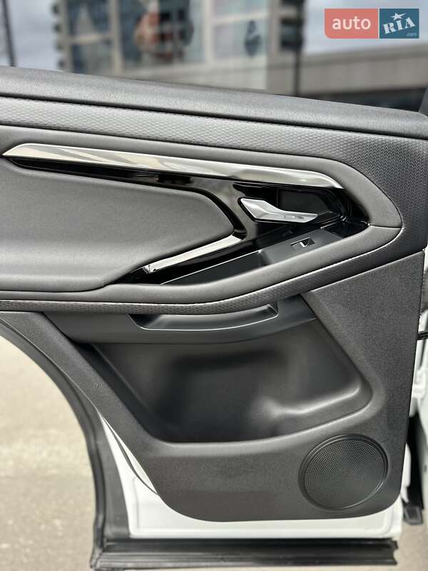 Внедорожник / Кроссовер Land Rover Range Rover Evoque 2019 в Черновцах