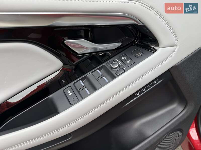 Внедорожник / Кроссовер Land Rover Range Rover Evoque 2020 в Киеве