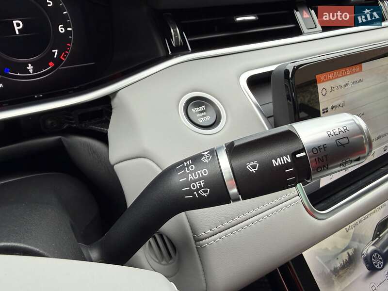 Внедорожник / Кроссовер Land Rover Range Rover Evoque 2020 в Киеве