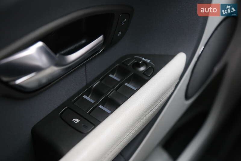 Позашляховик / Кросовер Land Rover Range Rover Evoque 2011 в Києві фото 24 Позашляховик / Кросовер Land Rover Range Rover Evoque 2011 в Києві