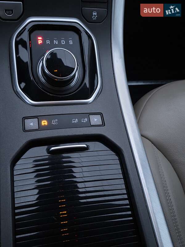 Позашляховик / Кросовер Land Rover Range Rover Evoque 2016 в Запоріжжі