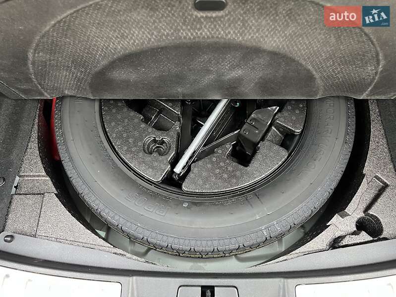 Позашляховик / Кросовер Land Rover Range Rover Evoque 2024 в Дніпрі