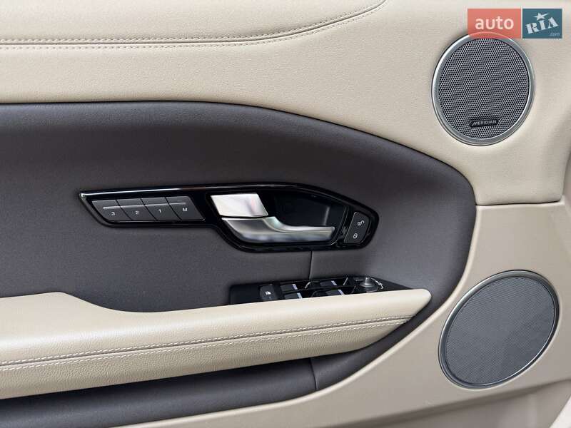 Внедорожник / Кроссовер Land Rover Range Rover Evoque 2016 в Киеве