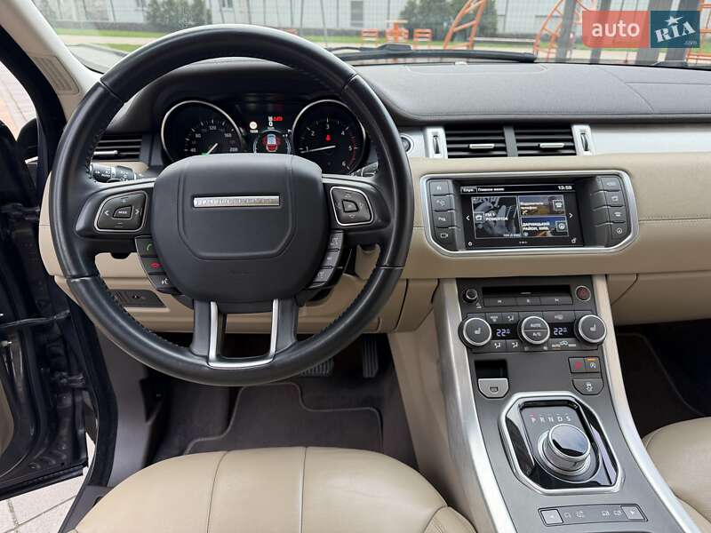 Внедорожник / Кроссовер Land Rover Range Rover Evoque 2016 в Киеве