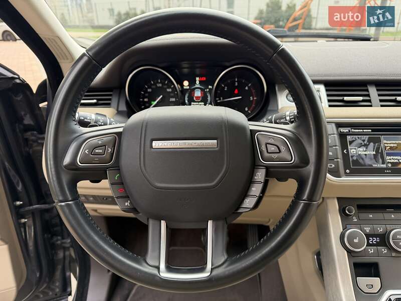 Внедорожник / Кроссовер Land Rover Range Rover Evoque 2016 в Киеве