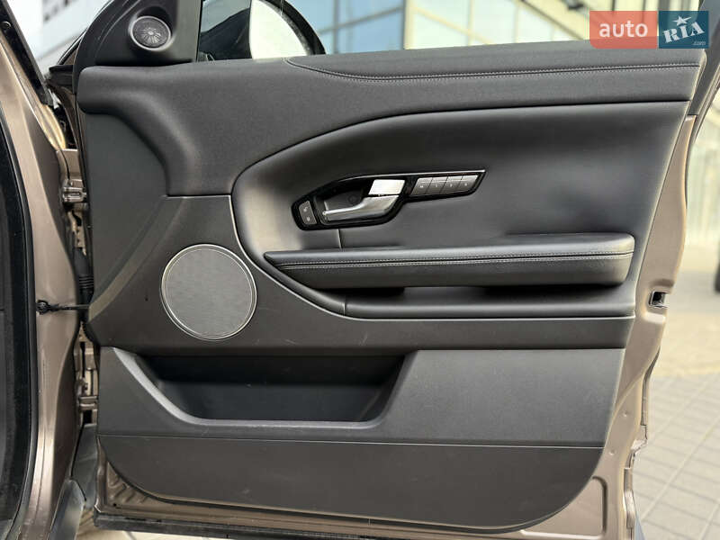 Внедорожник / Кроссовер Land Rover Range Rover Evoque 2017 в Львове фото 54 Внедорожник / Кроссовер Land Rover Range Rover Evoque 2017 в Львове