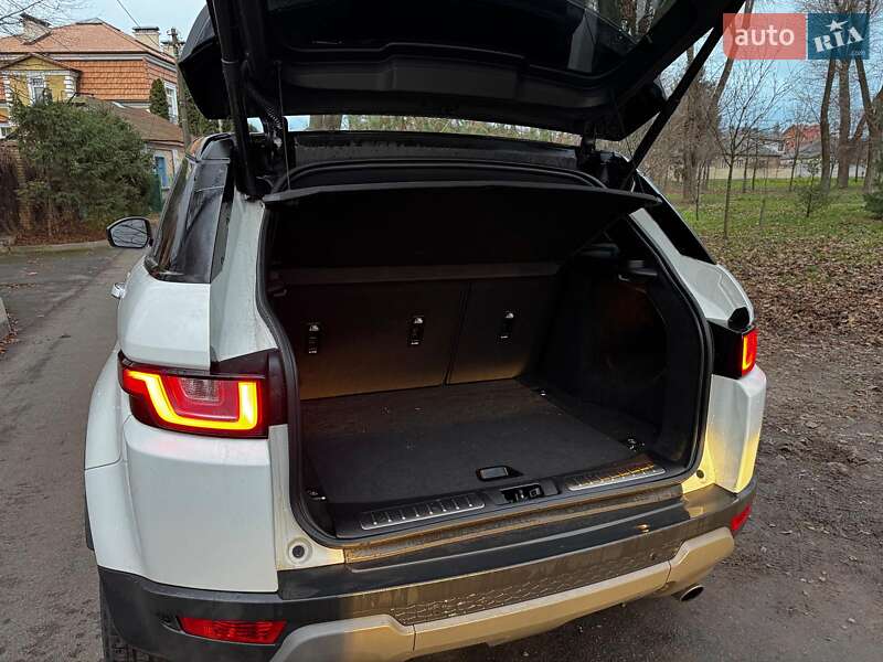 Позашляховик / Кросовер Land Rover Range Rover Evoque 2017 в Києві