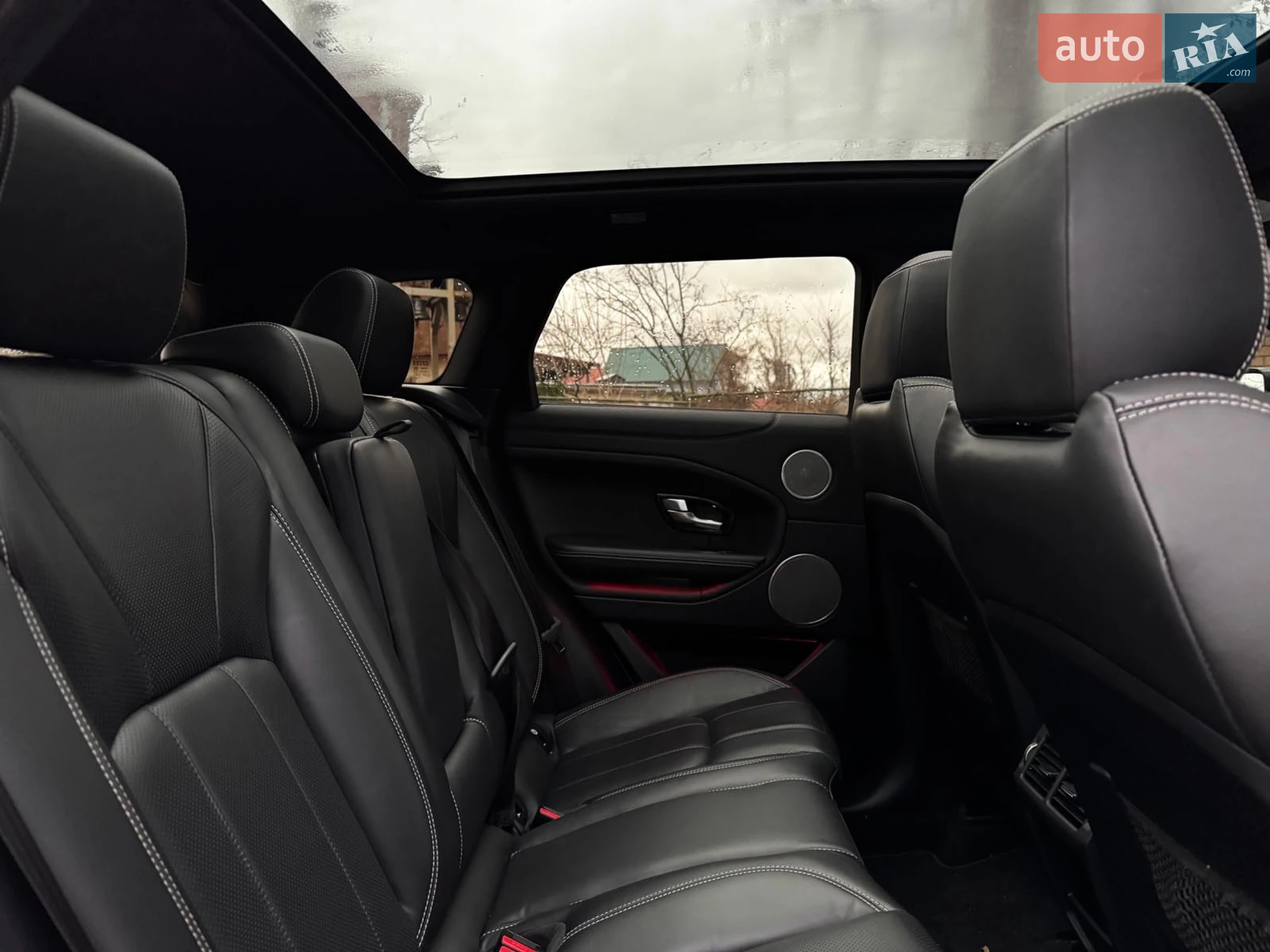 2017 Land Rover Range Rover Evoque - мініатюра 35