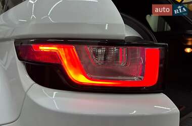 Внедорожник / Кроссовер Land Rover Range Rover Evoque 2016 в Киеве