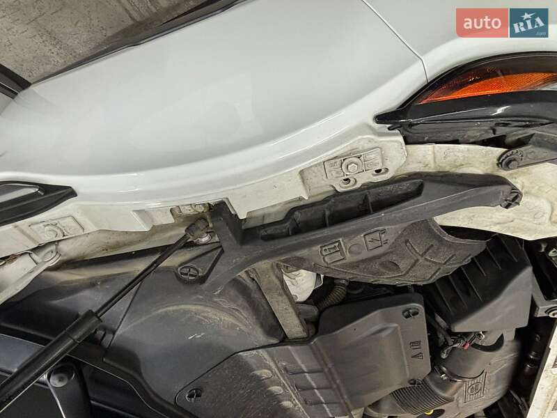 Внедорожник / Кроссовер Land Rover Range Rover Evoque 2016 в Киеве