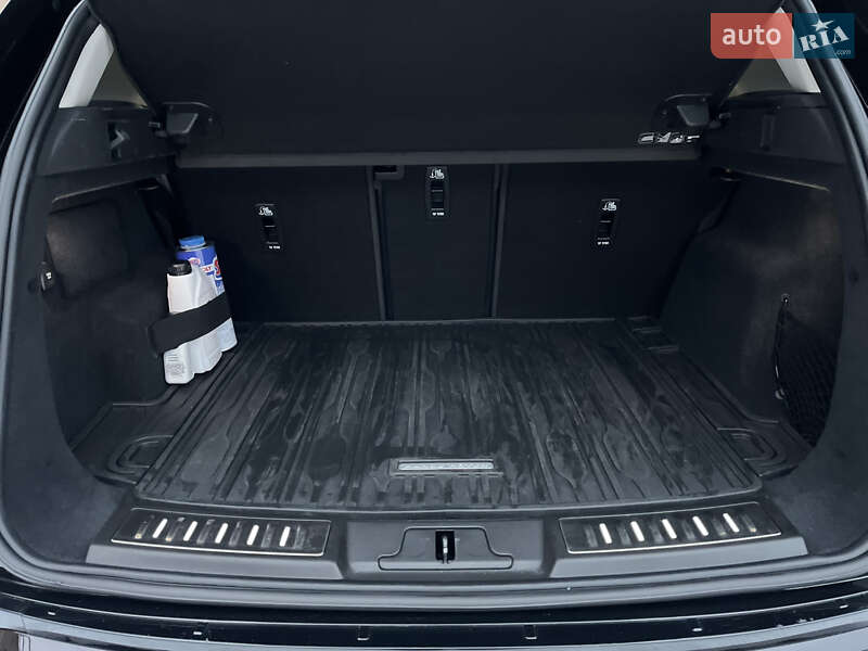Позашляховик / Кросовер Land Rover Range Rover Evoque 2019 в Києві