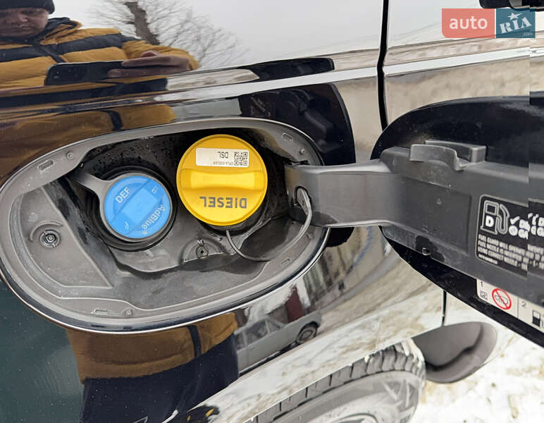 Внедорожник / Кроссовер Land Rover Range Rover Evoque 2019 в Киеве