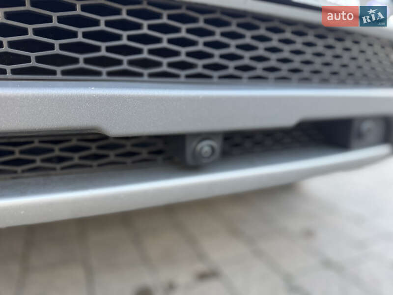 Внедорожник / Кроссовер Land Rover Range Rover Evoque 2017 в Ивано-Франковске