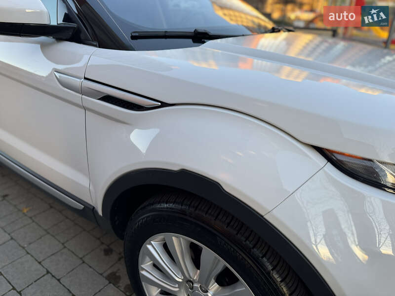 Внедорожник / Кроссовер Land Rover Range Rover Evoque 2017 в Ивано-Франковске