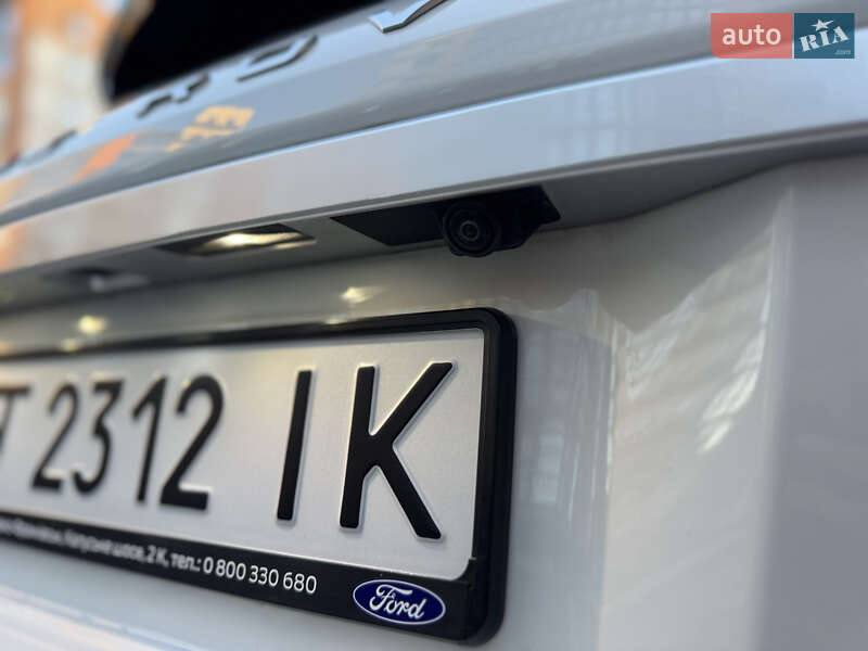 Внедорожник / Кроссовер Land Rover Range Rover Evoque 2017 в Ивано-Франковске