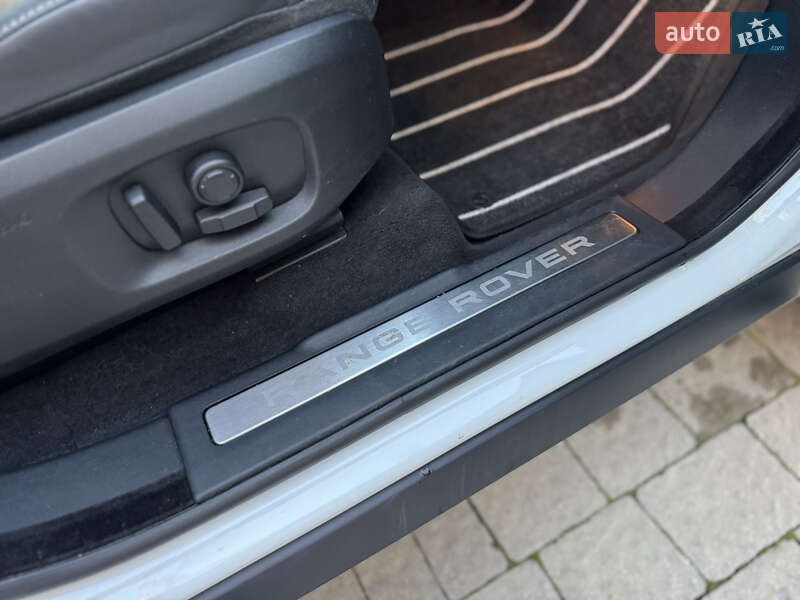 Внедорожник / Кроссовер Land Rover Range Rover Evoque 2017 в Ивано-Франковске