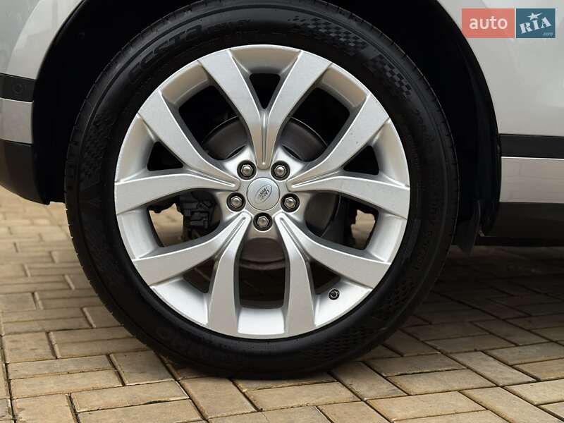 Внедорожник / Кроссовер Land Rover Range Rover Evoque 2021 в Одессе