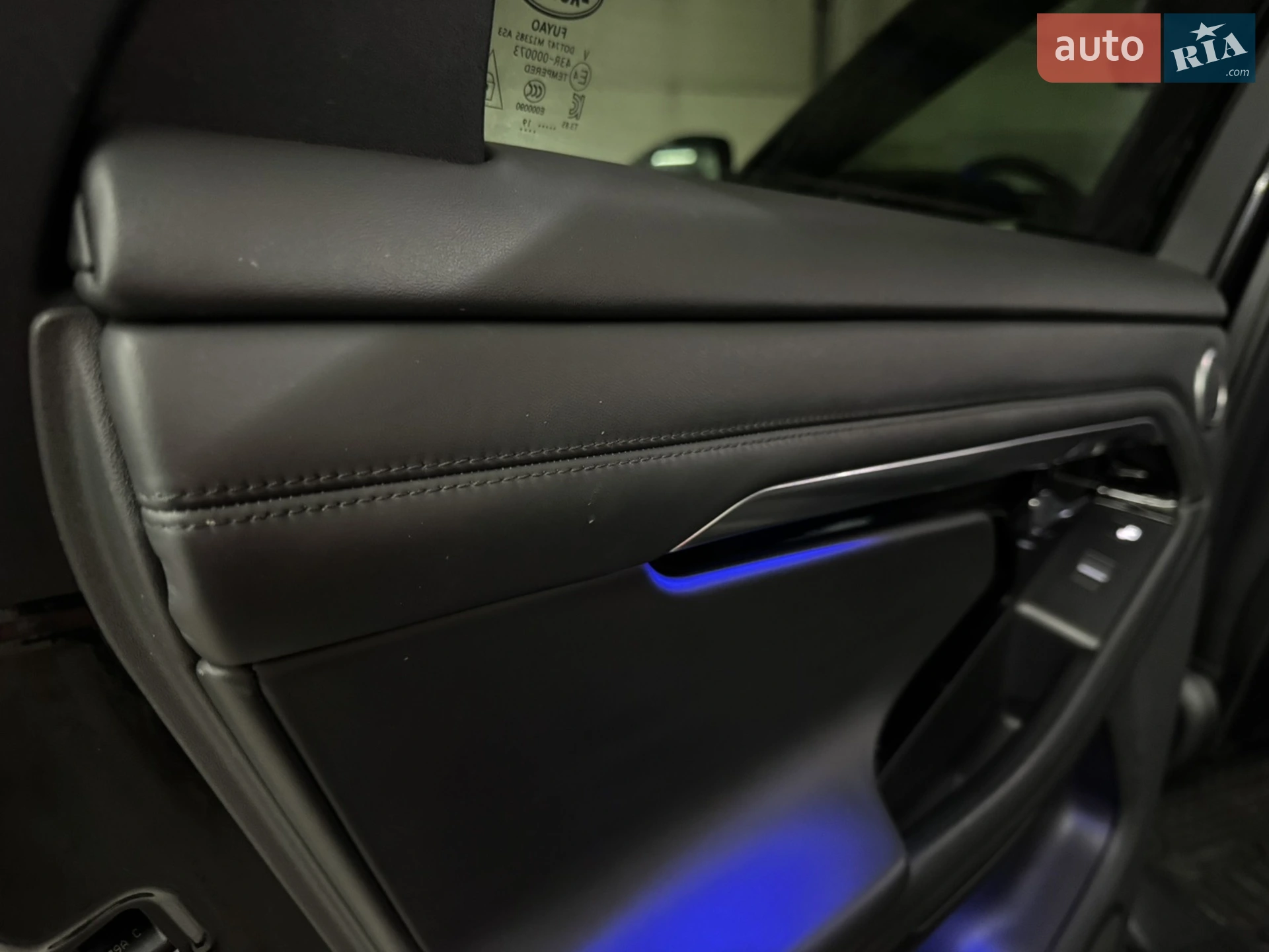 2019 Land Rover Range Rover Evoque - мініатюра 33