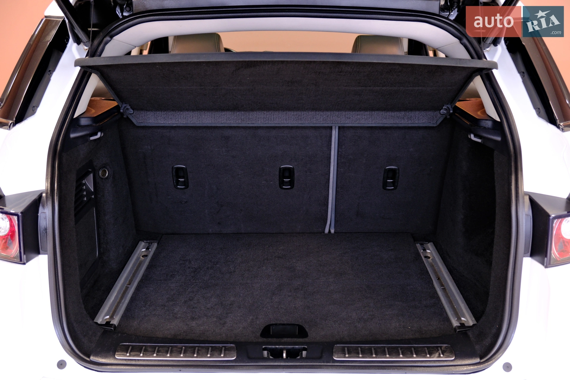 2011 Land Rover Range Rover Evoque - мініатюра 51