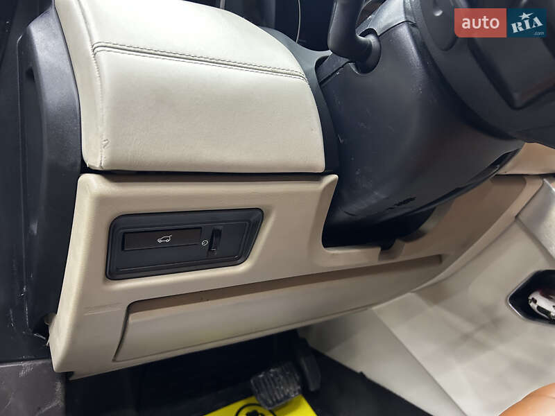 Внедорожник / Кроссовер Land Rover Range Rover Evoque 2012 в Черновцах