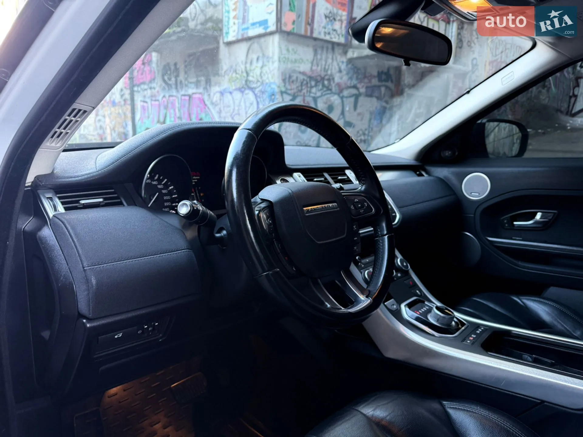 2011 Land Rover Range Rover Evoque - мініатюра 42