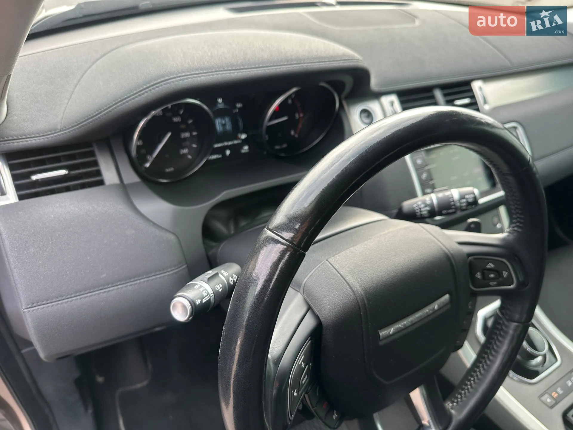 2018 Land Rover Range Rover Evoque - мініатюра 18