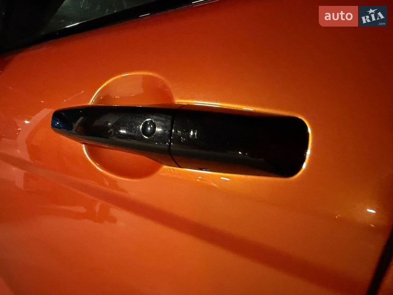 Внедорожник / Кроссовер Land Rover Range Rover Evoque 2016 в Львове